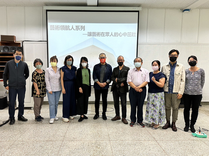 【让艺术在众人的心中茁壮】图片